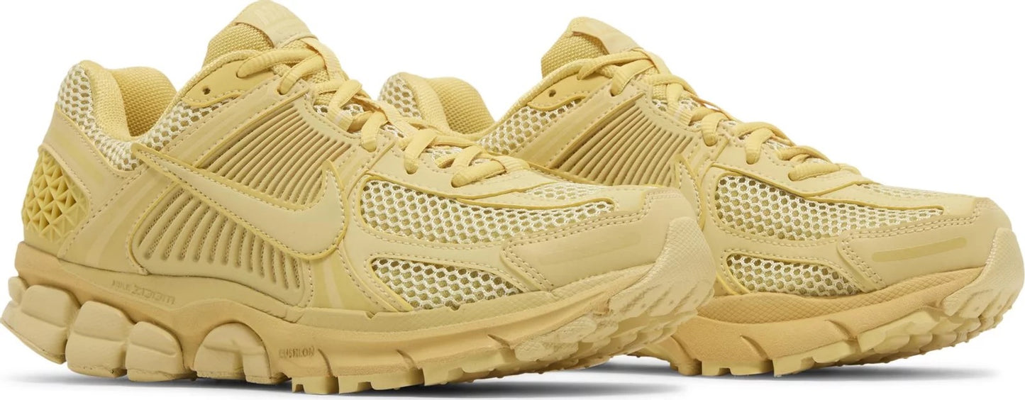 NIKE AIR ZOOM VOMERO 5 SATURN GOLD